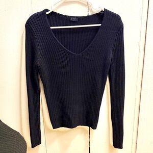 Brandy Melville Navy Knit V-Neck Top
